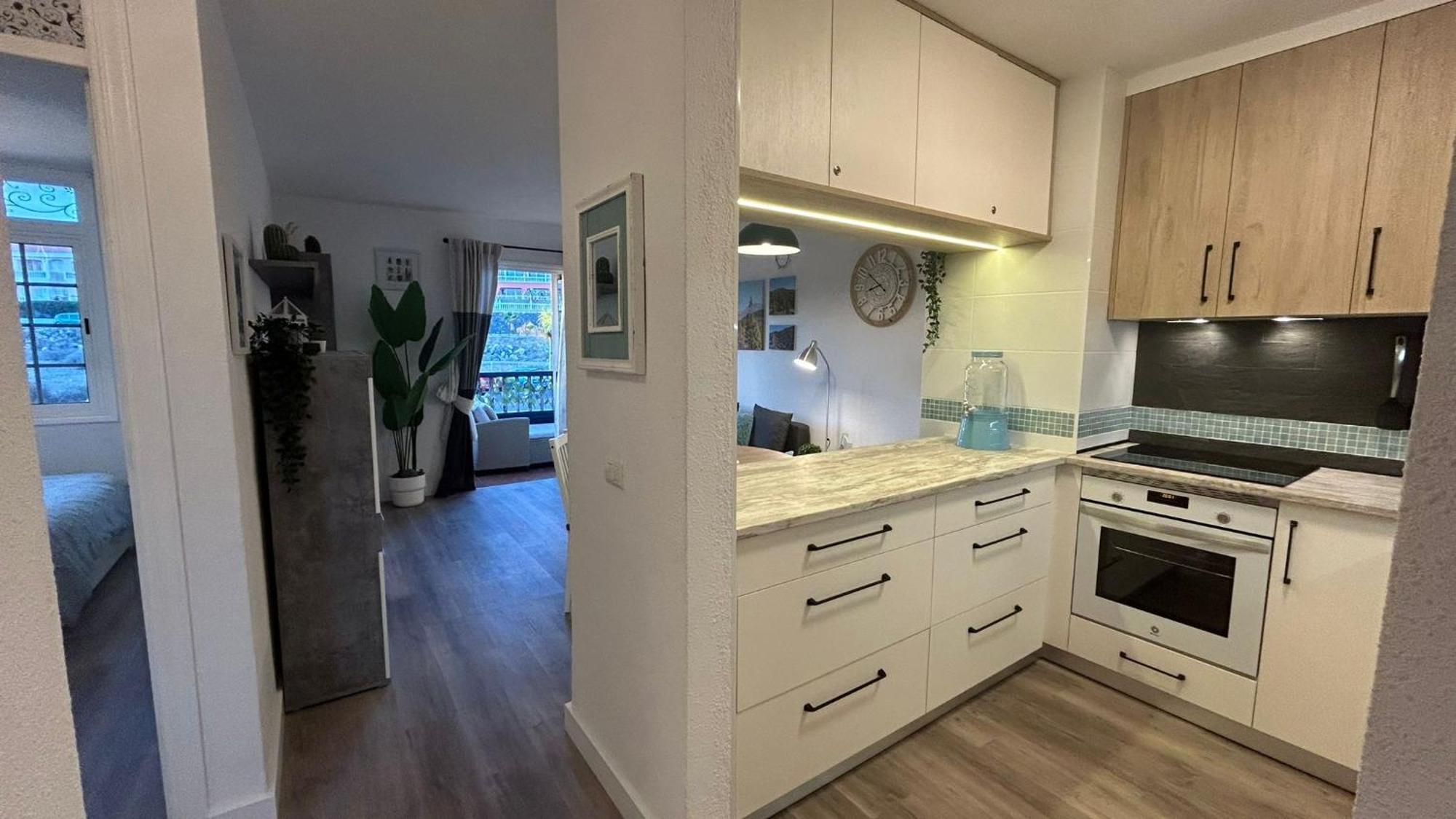 Huebsche Ferienwohnung Mit 2 Schlafzimmern, Pool Und Wlan, Strandnaehe Callao Salvaje Esterno foto
